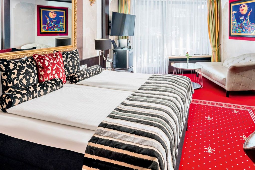 Ludwig Royal Hotel Suite