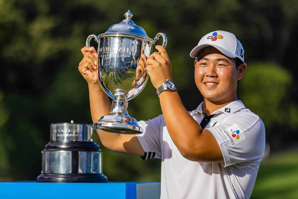 Joohyung “Tom” Kim holt bei der Wyndham Championship 2022 seinen ersten Titel auf der PGA Tour (Foto: picture-alliance)