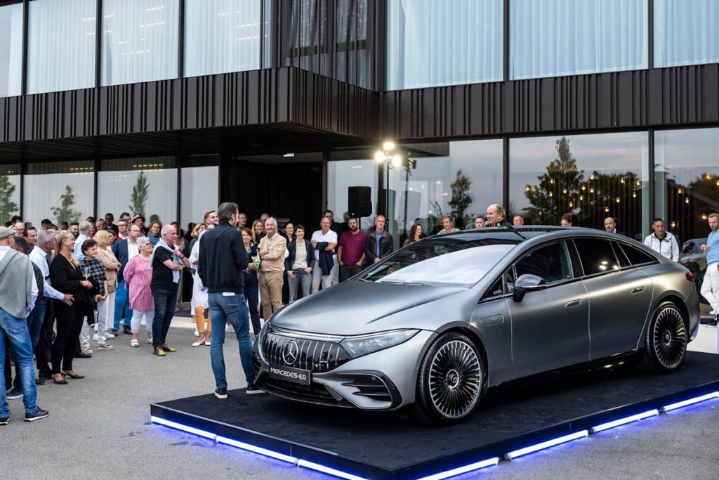 Absoluter Hingucker: Präsentation des neuen Mercedes-Benz EQS 53 4Matic+