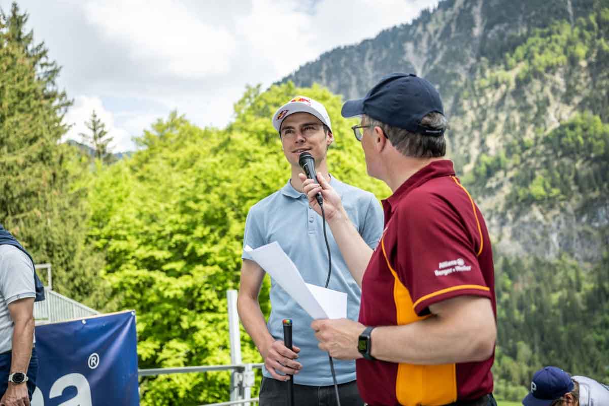 Vierplätzetournee Allgäu 2023: Vinzenz Geiger im Interview mit Bernd Schmelzer