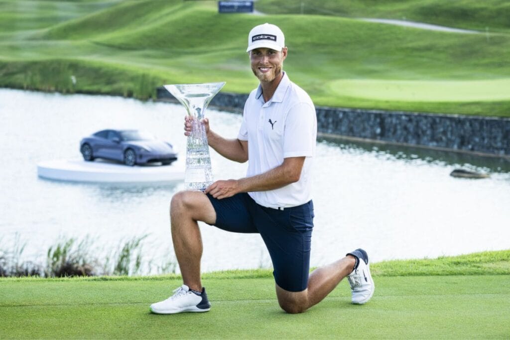 Jesper Svensson gewinnt die Singapore Classic 2024 (Foto: DP World Tour)