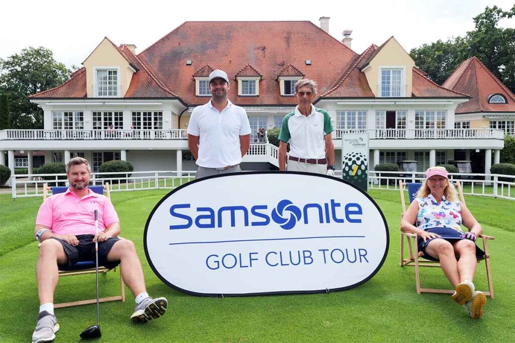 SAMSONITE Golf Club Tour 2024, Regionalfinale Süd: Teilnehmende vor dem Clubhaus des Wittelsbacher GC