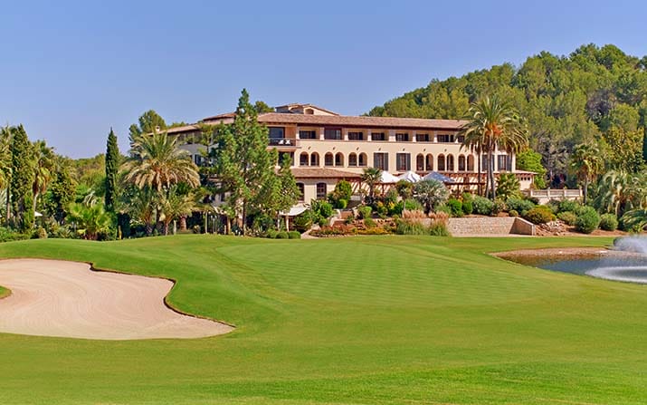Direkt am Platz: Sheraton Arabella Golf Hotel