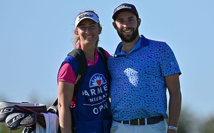 Thomas Rosenmüller mit Caddie während der Farmers Insurance Open 2026 in San Diego, Kalifornien (Foto: picture-alliance)
