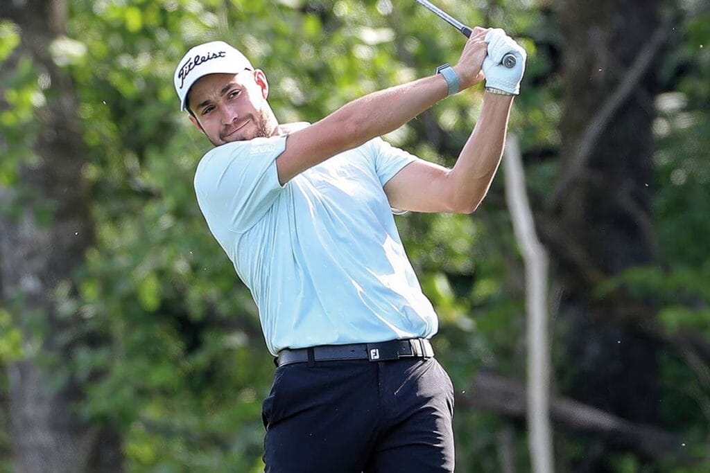 Thomas Rosenmüller schlägt im Golfclub München Eichenried den Ball ab (Foto: picture-alliance)