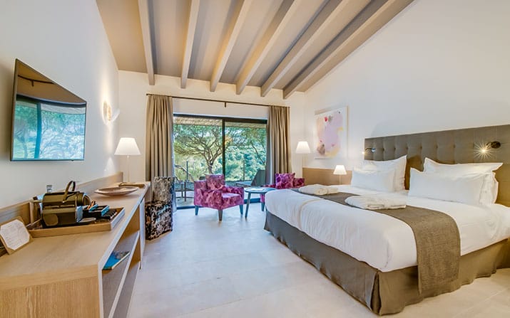Modern und stilvoll eingerichtet: Die Zimmer und Suiten des Carrossa Hotel & Spa