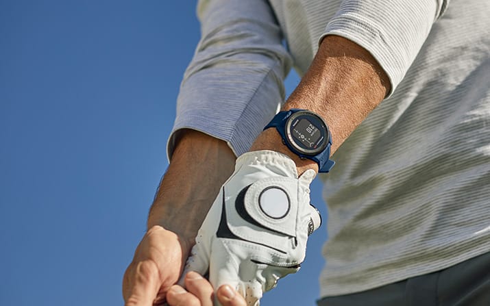 GPS-Uhren sind grundsätzlich als elektronische Hilfsmittel erlaubt, wenn sie lediglich Entfernungsinformationen bereitstellen