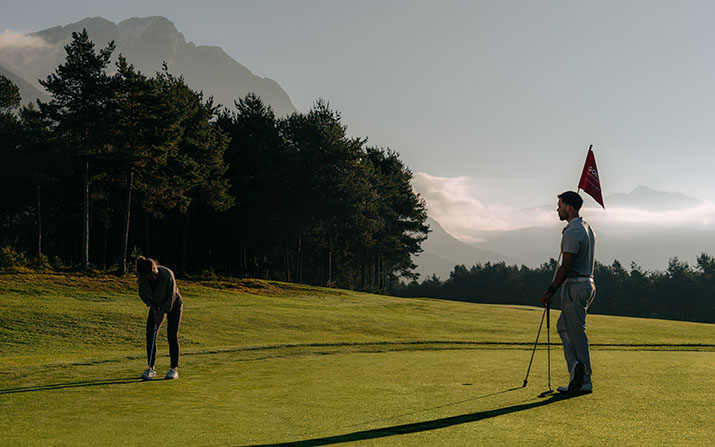 Die beiden höchstgelegenen Golfanlagen Tirols sind der GC Seefeld-Wildmoos und GC Seefeld Reith