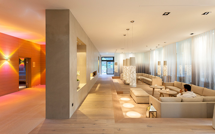 Großzügige Wellnessbereiche: Dolomitengolf Hotel & Spa