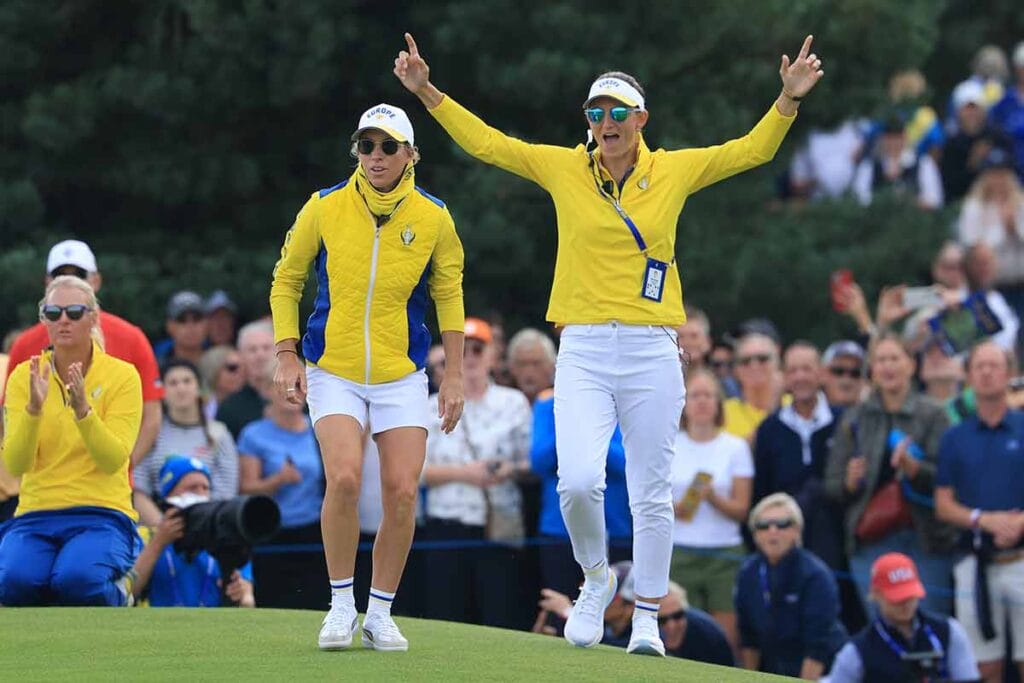 Solheim Cup 2026: Vice-Captains Mel Reid (l.) und Anne van Dam während der Foursomes am Samstag Vormittag (Foto: LET)